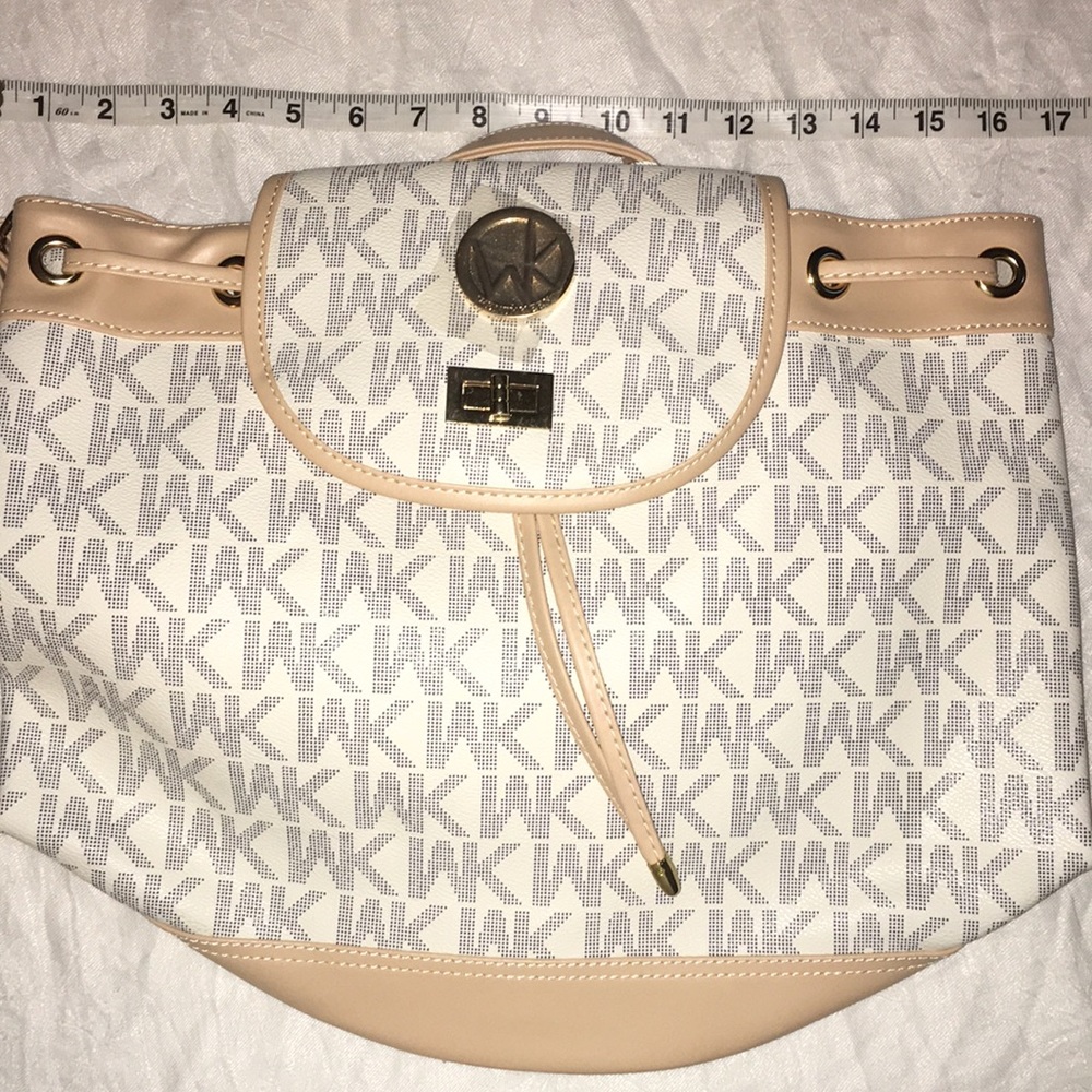NWT WK Backpack style purse 👜